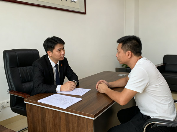 公司股东抽逃出资要承担法律责任是什么？